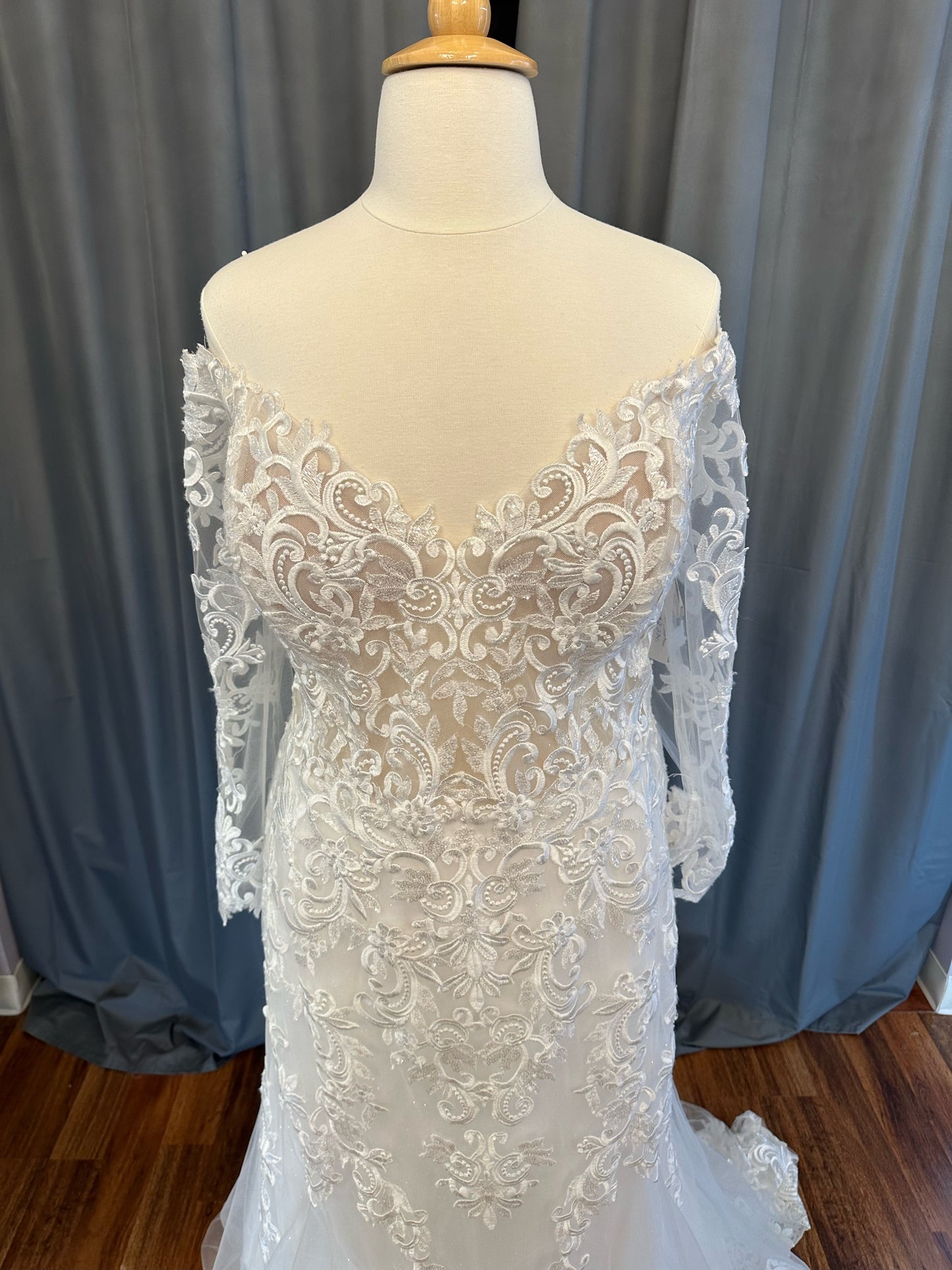 Maggie Sottero Edison Sample - Size 26