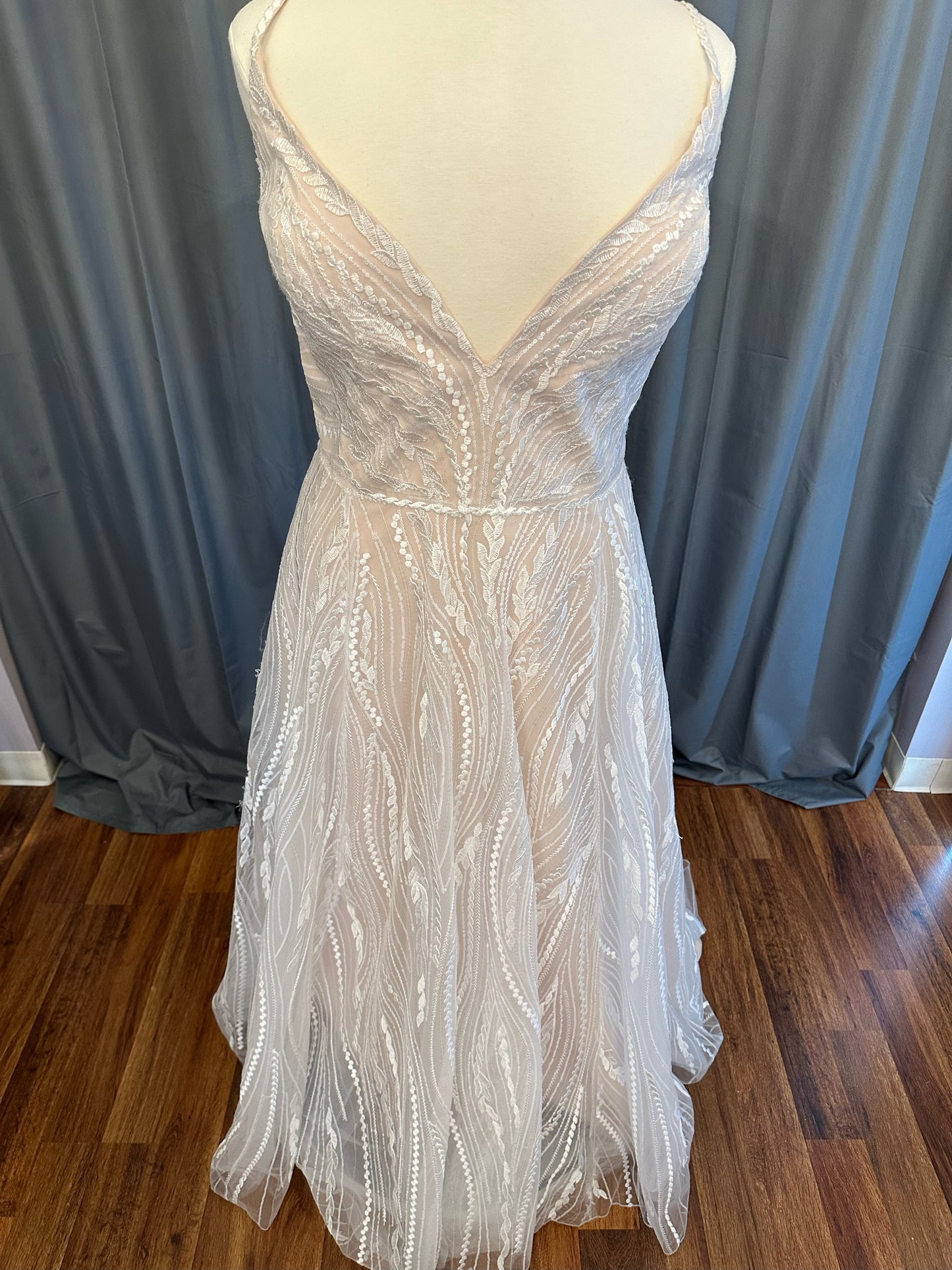 Esme BR482 Sample - Size 24