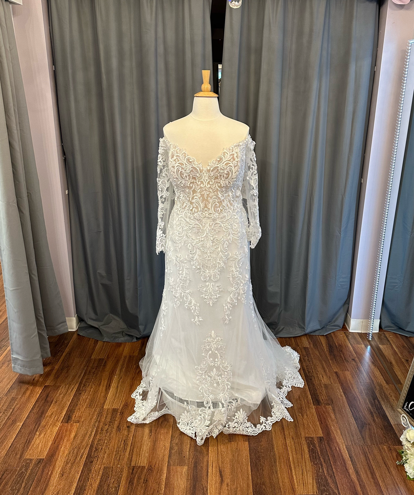 Maggie Sottero Edison Sample - Size 26